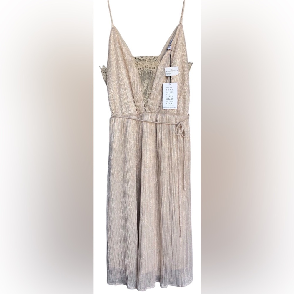 SPIRIT OF GRACE Elegant Gold Cream Women Dress.Shimmer N.W.T. Size XS. Waist Tie